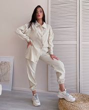 Load image into Gallery viewer, Velvet suit emberens 4809 beautiful on shirt buttons new autumn winter 2020 shipping from Russia Russian production